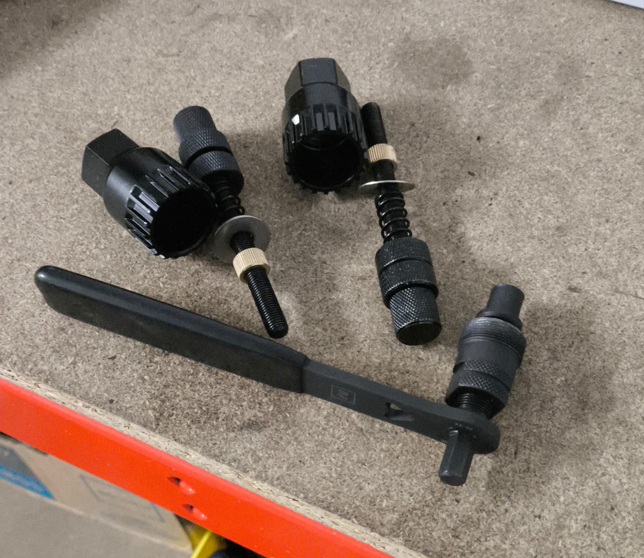 set of tools to work with bicycle cranks